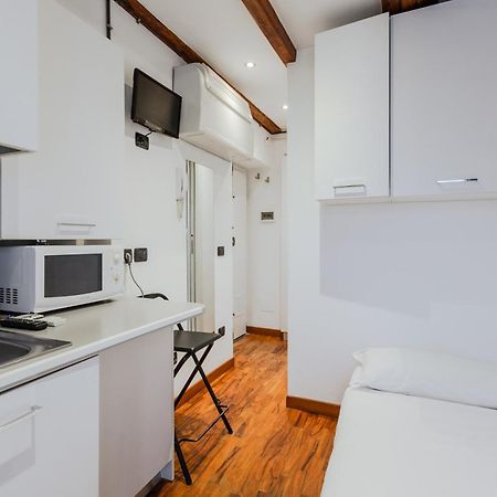 Sant Ambrogio Lovely Flat Apartment มิลาน ภายนอก รูปภาพ