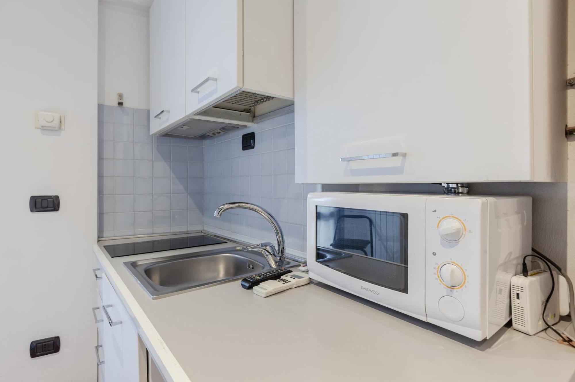 Sant Ambrogio Lovely Flat มิลาน ภายนอก รูปภาพ